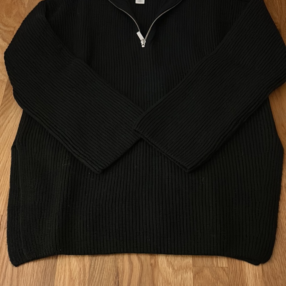 HM Ribbed Knit Side-Slit Half Zip Sweater - Black - Picture 4 of 7